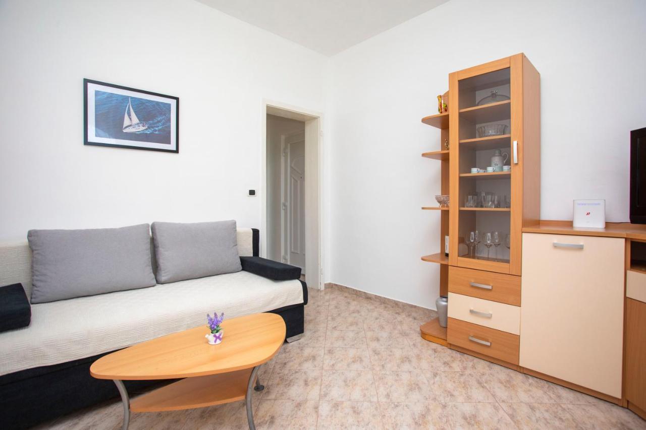 Apartman Lidija Koromačno Exteriér fotografie